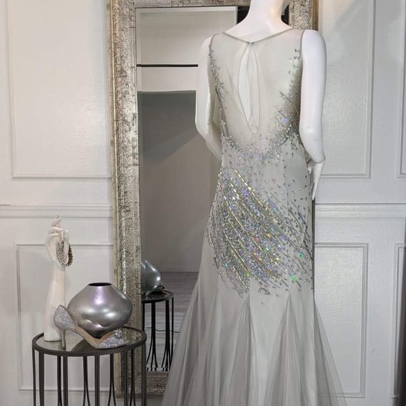 Silver Sequins Formal Evening Prom Dress Gown - Picture 3 of 3